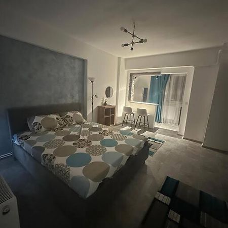 The Secret Studios Craiova Bagian luar foto
